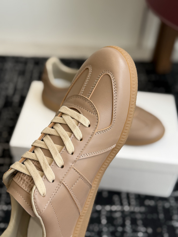 Ma1s0n Marg*e1a CALFSKIN S57WS0444