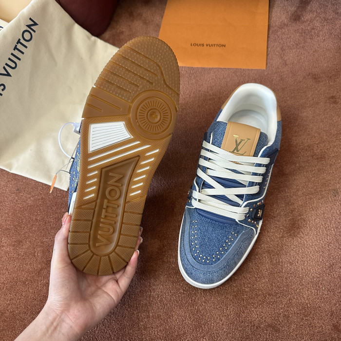 LV snekaers L0000823