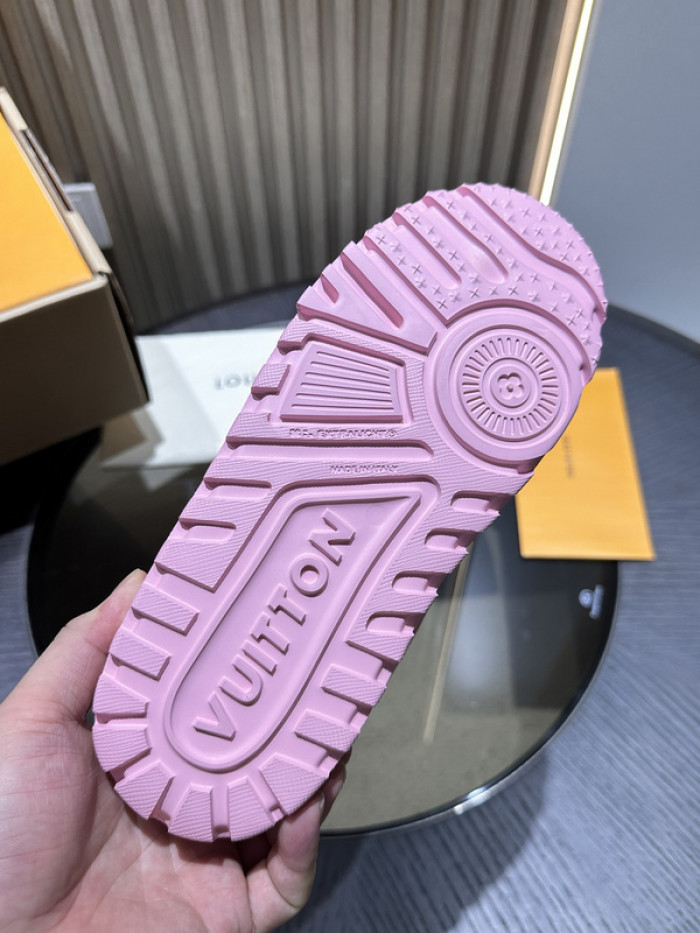 LV snekaers L0000403