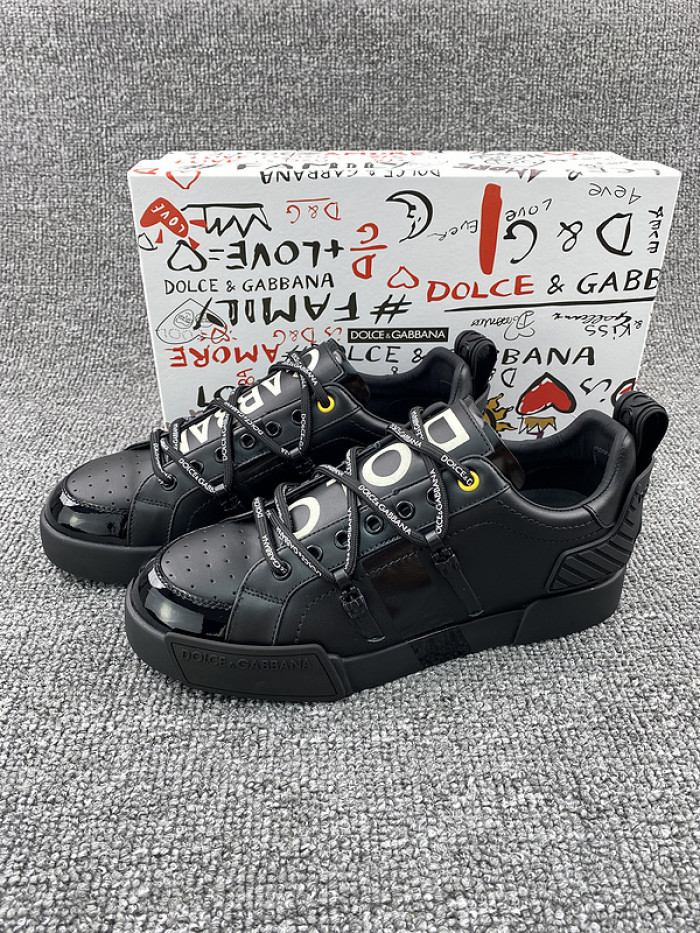 DG Sneaker DG49