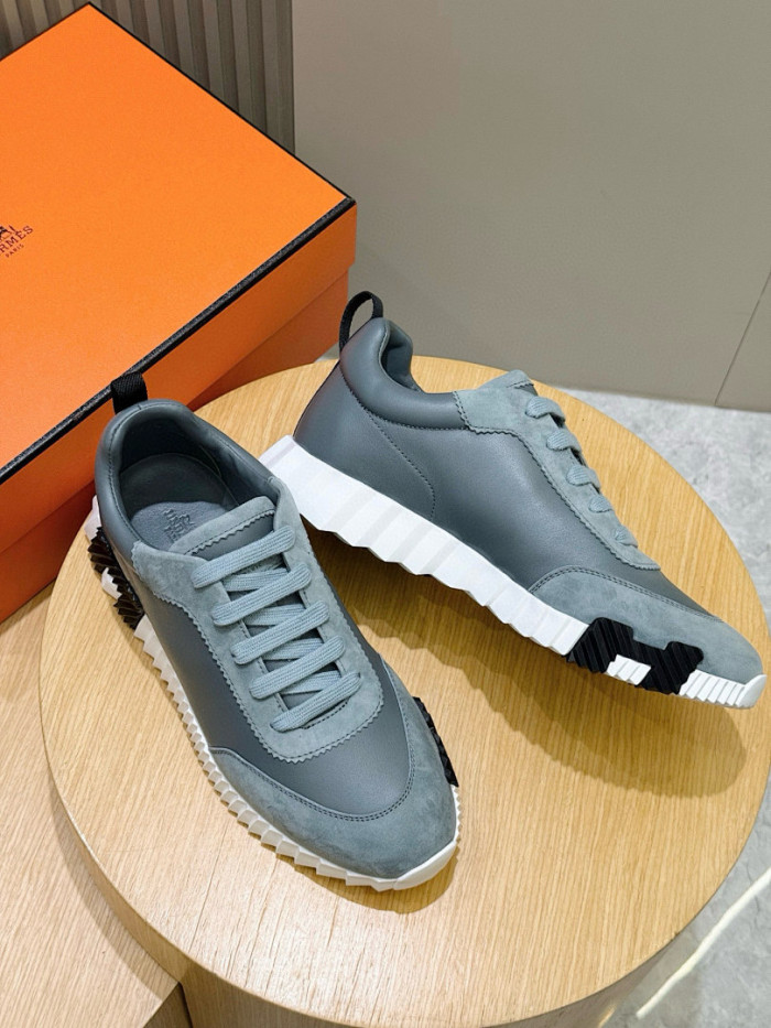 H**me5 snekaers hm100