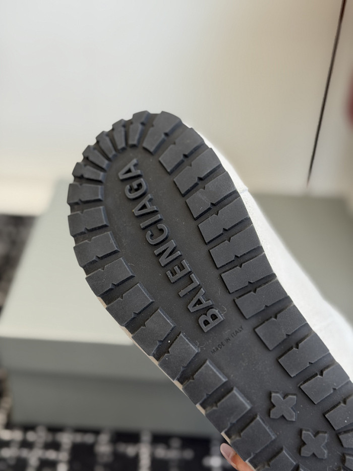 Ba1en*iaga boots 80000285