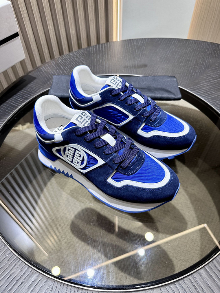 Givenchy Sneakers 660036