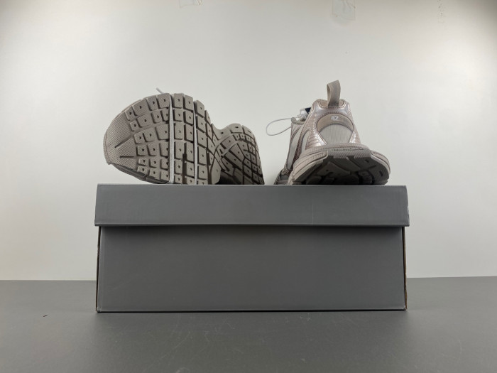 BALENCIAGA 3XL SNEAKER W3XL2 0210