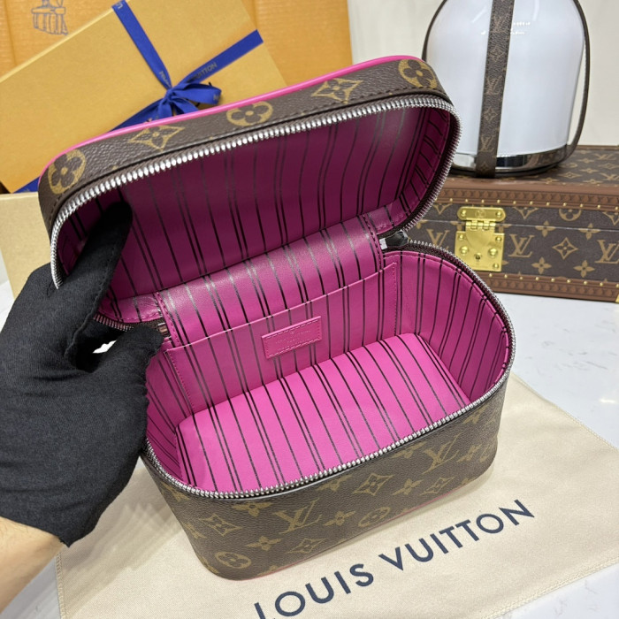 L*V BAG 16 M12650