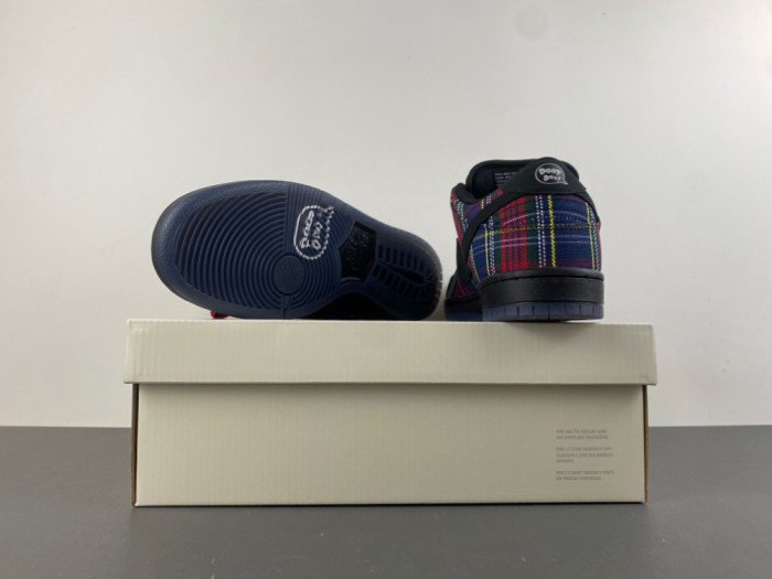 Nike SB Dunk Low Nardwuar II1493-600