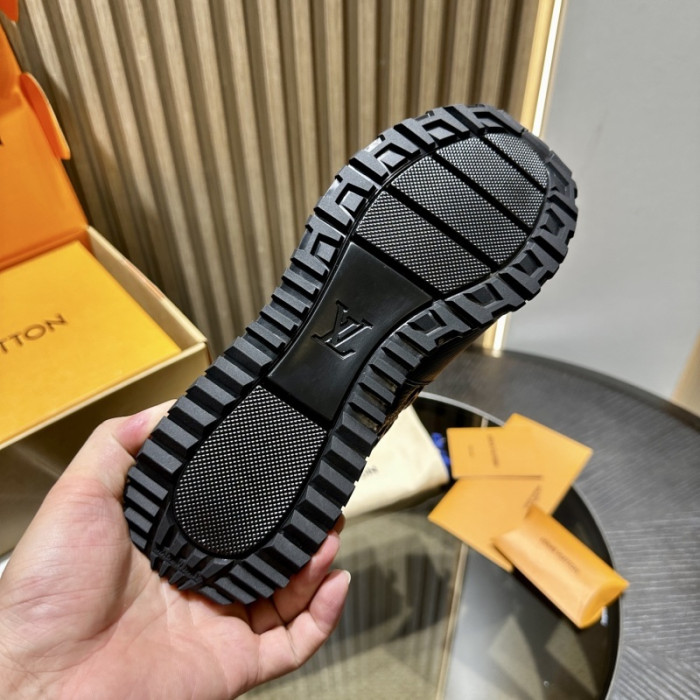 LV snekaers L0000651