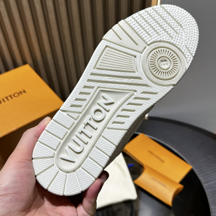 LV snekaers L0000566