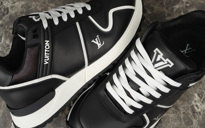 LV snekaers L0000737