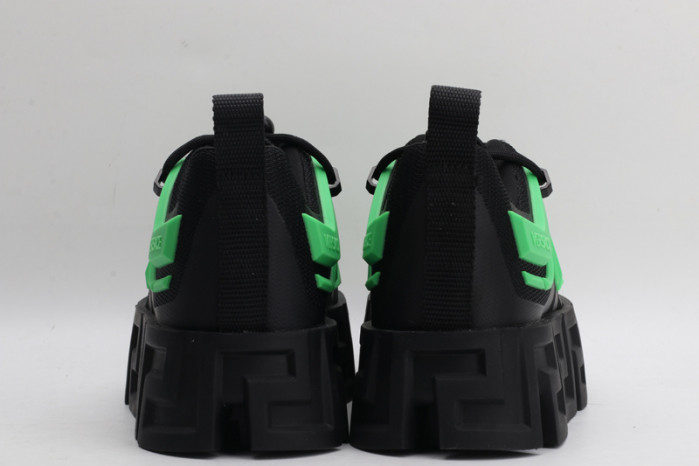 VERSACE SNEAKERS V024