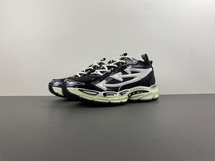 Off-White Be right back OWIA289F40