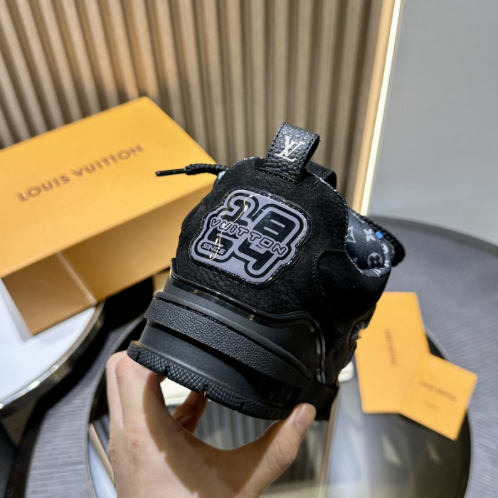 LV snekaers L0000482