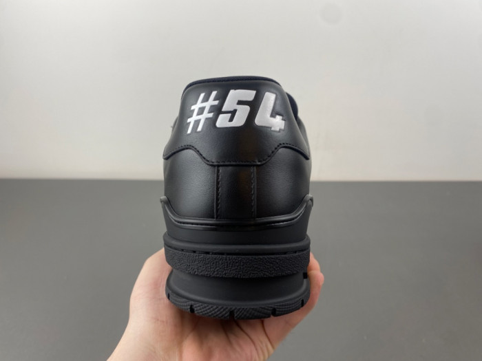 LV snekaers L0000560