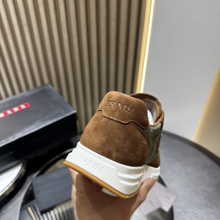 PRAD* SNEAKERS P223