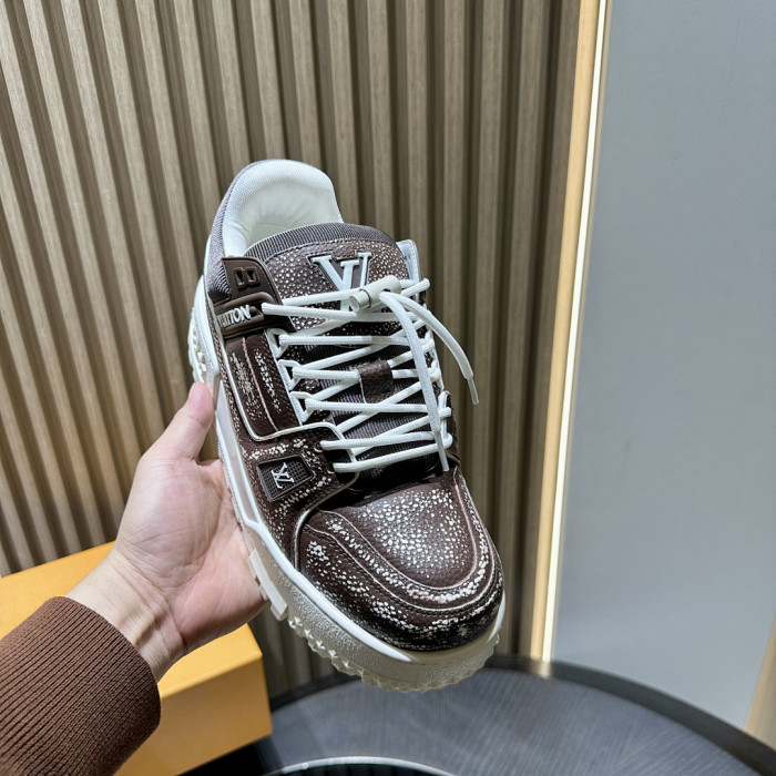 LV snekaers L0000694